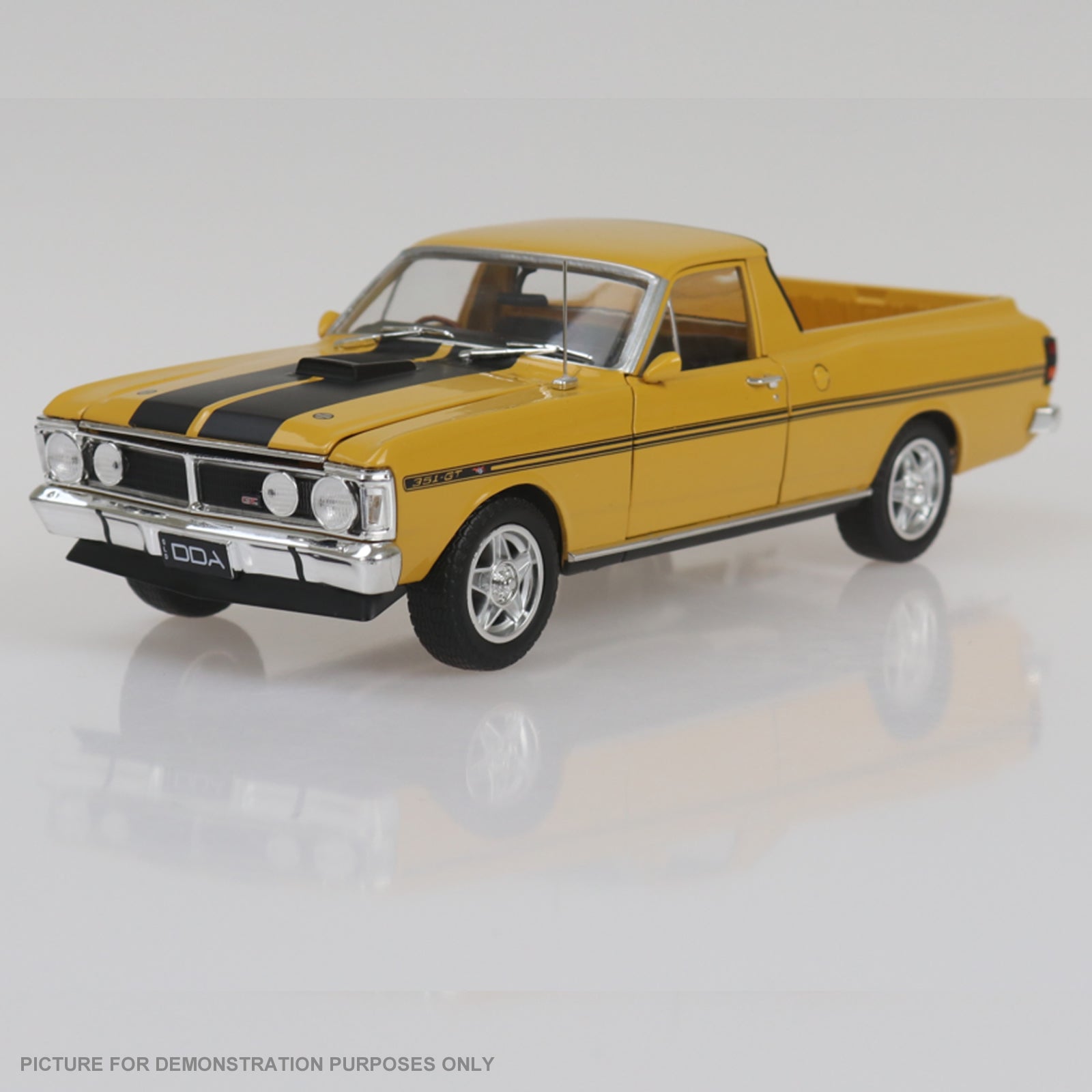 DDA 1-24 Yellow Ochre 1971 XY GTHO Ford Falcon Ute 351 T-Bar Auto Fully Detailed Opening Doors